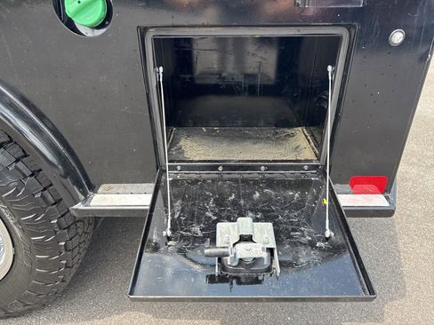 Used 2024 RAM 3500 SLT w/ Quick Order Package 2YG SLT image 10