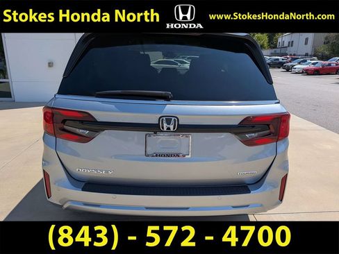 Certified 2026 Honda Odyssey Touring image 10