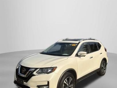 Certified 2020 Nissan Rogue SV w/ Sun & Sound Touring Package