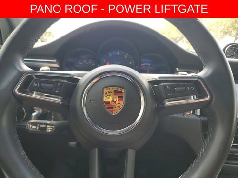Used 2022 Porsche Macan AWD/4WD image 23