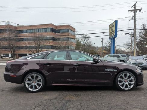 Used 2019 Jaguar XJ R-Sport image 6