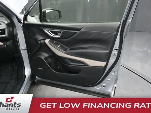 Used 2023 Subaru Forester Limited AWD/4WD image 12
