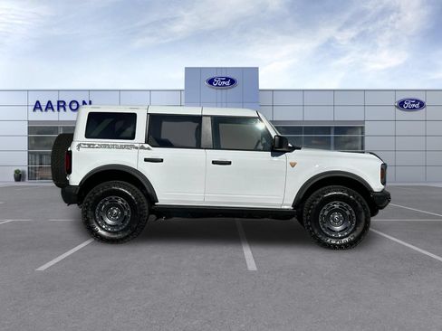 New 2025 Ford Bronco Badlands w/ Sasquatch Package AWD/4WD image 7