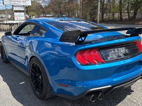 Used 2019 Ford Mustang GT Premium w/ GT Performance Package RWD image 2