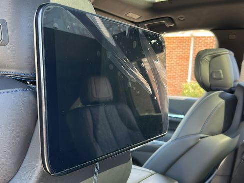 New 2025 Cadillac Escalade IQ Sport 1 w/ Smart Trailering package image 21