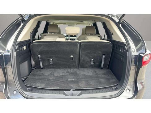 Used 2024 MAZDA CX-90 Plug-In Hybrid w/ Preferred AWD/4WD image 9