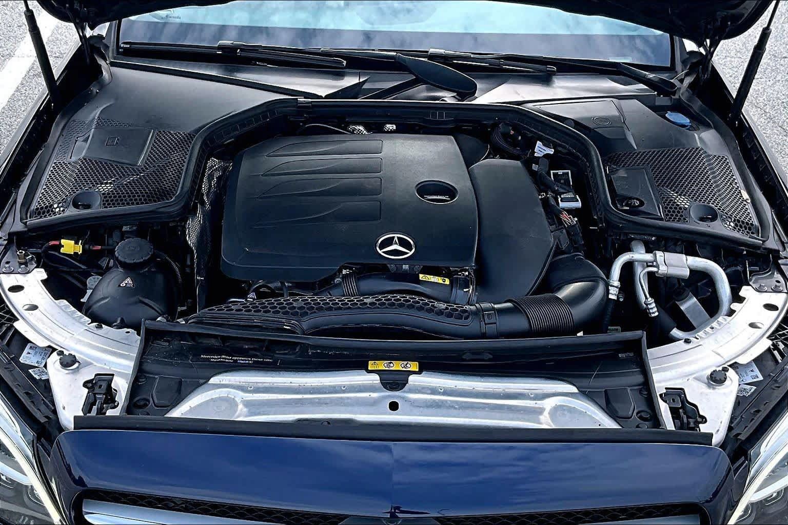 Used 2019 Mercedes-Benz C 300 4MATIC Sedan image 32