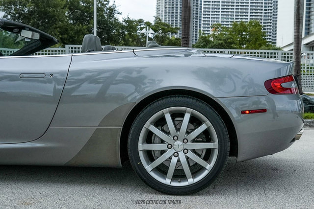 Used 2006 Aston Martin DB9 Volante RWD image 3