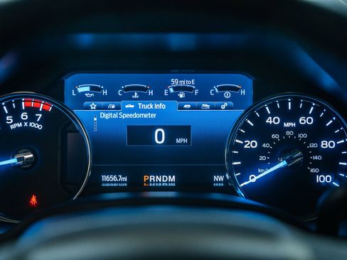 Certified 2022 Ford F250 Lariat w/ Black Appearance Package image 56