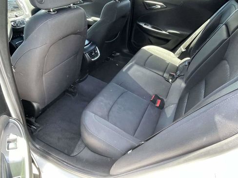 Used 2025 Chevrolet Malibu LT FWD image 10