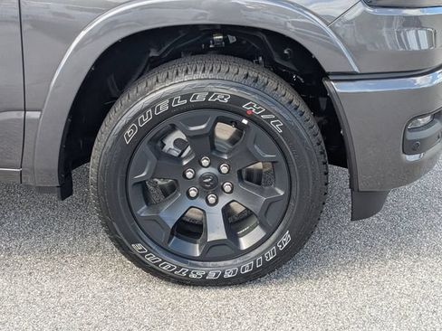 New 2026 RAM 1500 Big Horn AWD/4WD image 11