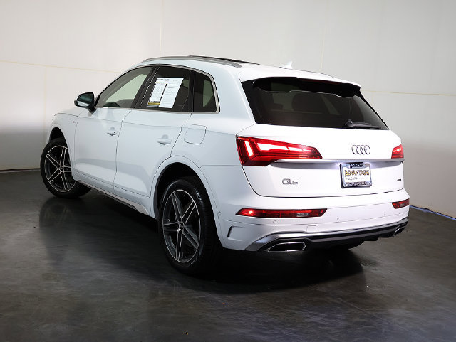 Used 2023 Audi Q5 e Prestige w/ Prestige Package AWD/4WD image 2