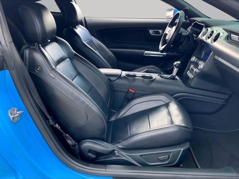 Used 2022 Ford Mustang GT Premium w/ Equipment Group 401A RWD image 9