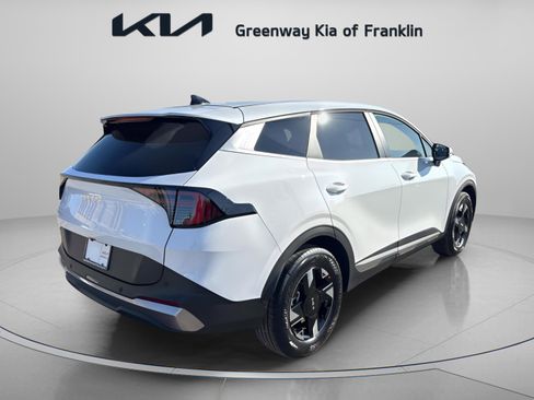 New 2026 Kia Sportage LX image 7