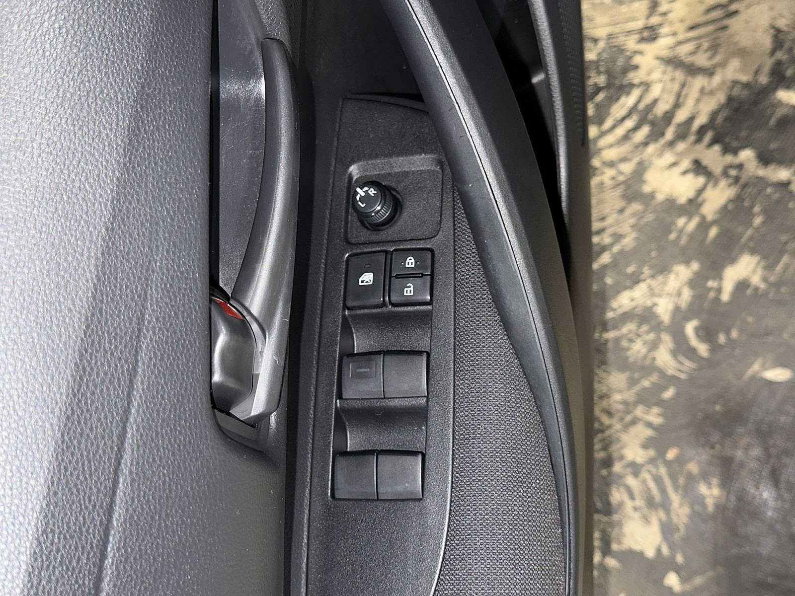 Used 2023 Toyota Corolla LE w/ Carpet Mat Package (TMS) FWD image 22