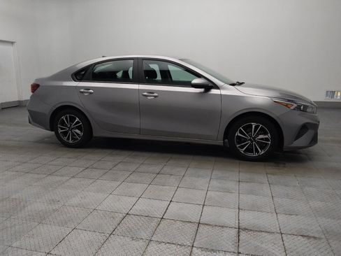 Used 2023 Kia Forte LXS FWD image 11