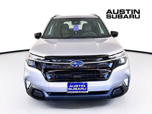 Used 2026 Subaru Forester Touring AWD/4WD image 3