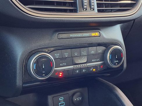 Used 2022 Ford Escape SEL image 13