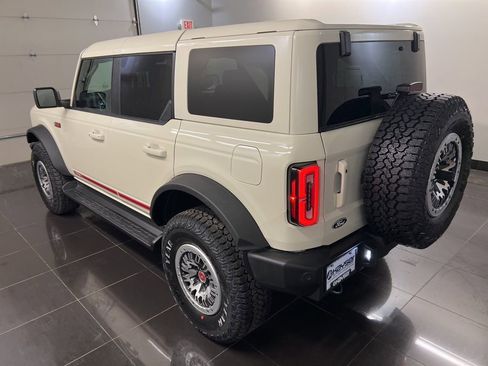 New 2026 Ford Bronco Outer Banks image 4