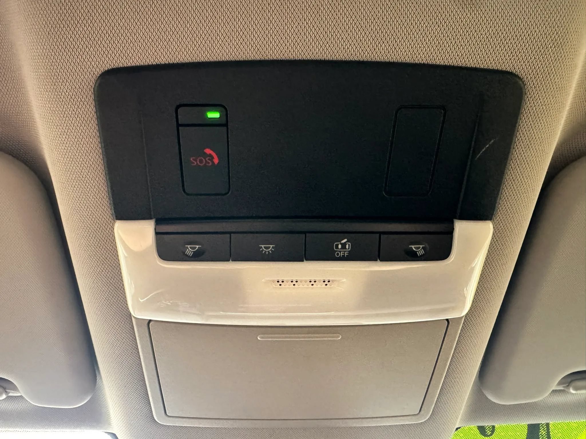Used 2023 Nissan Rogue SV FWD image 16