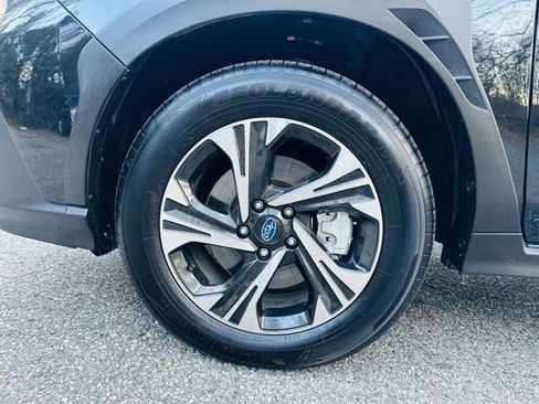 Used 2025 Subaru Crosstrek 2.0i Premium image 28