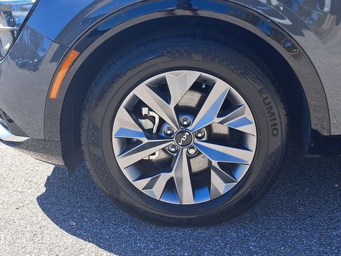 Used 2023 Kia Sportage SX image 10