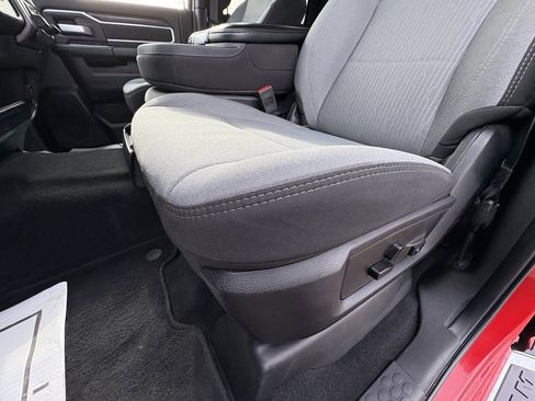 Used 2024 RAM 2500 Big Horn w/ Safety Group image 35