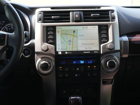 Used 2023 Toyota 4Runner Limited AWD/4WD image 19