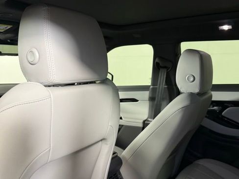 Certified 2026 Land Rover Range Rover Evoque S image 23