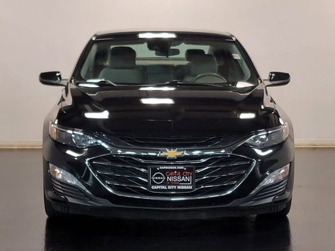 Used 2022 Chevrolet Malibu LT image 3