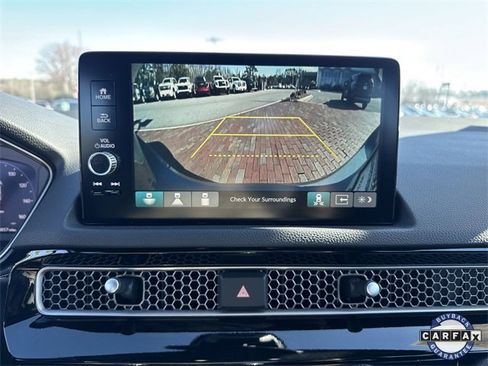 Certified 2022 Honda Civic Sport Touring image 18