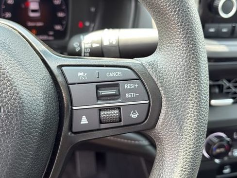 Used 2023 Honda Accord EX image 15