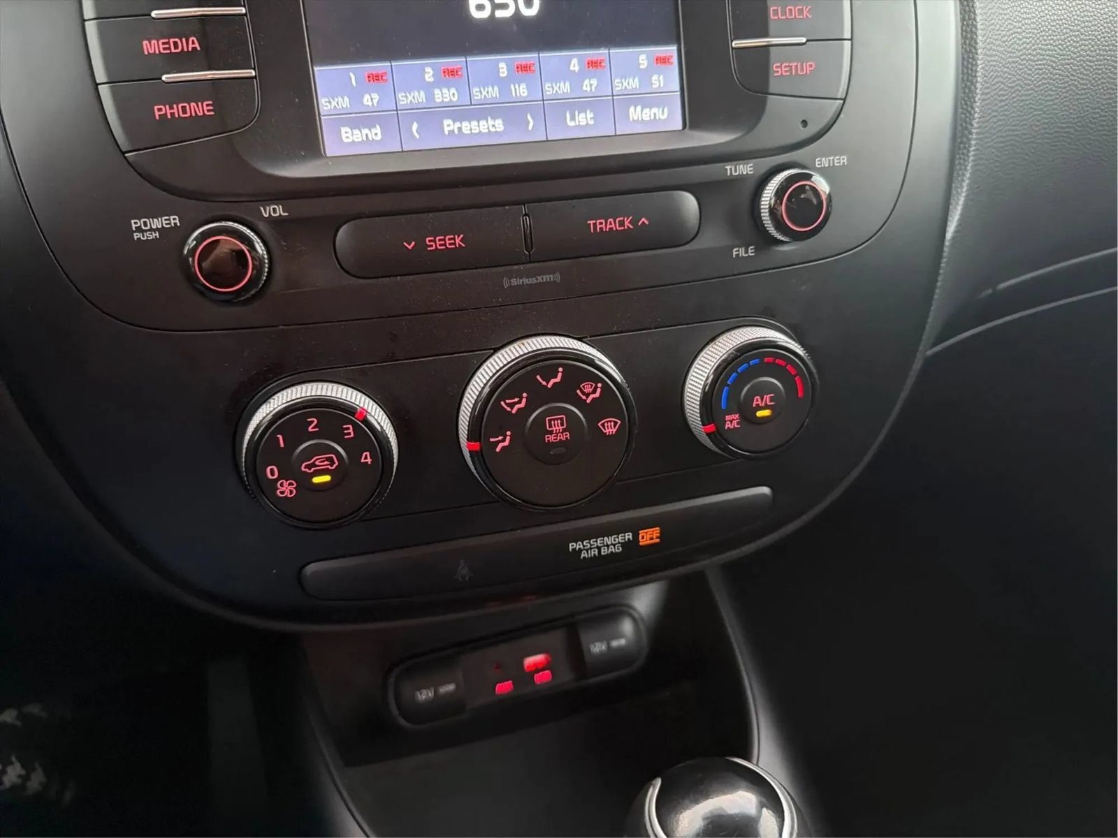 Used 2019 Kia Soul FWD image 34