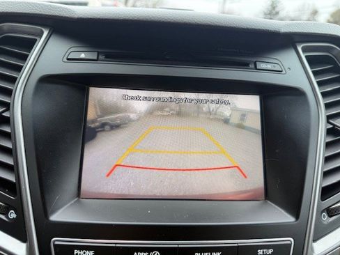 Used 2018 Hyundai Santa Fe Sport w/ 2.4L Value Package 02 image 16