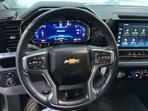 Used 2023 Chevrolet Silverado 1500 LT image 26