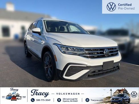 Certified 2023 Volkswagen Tiguan SE FWD image 1