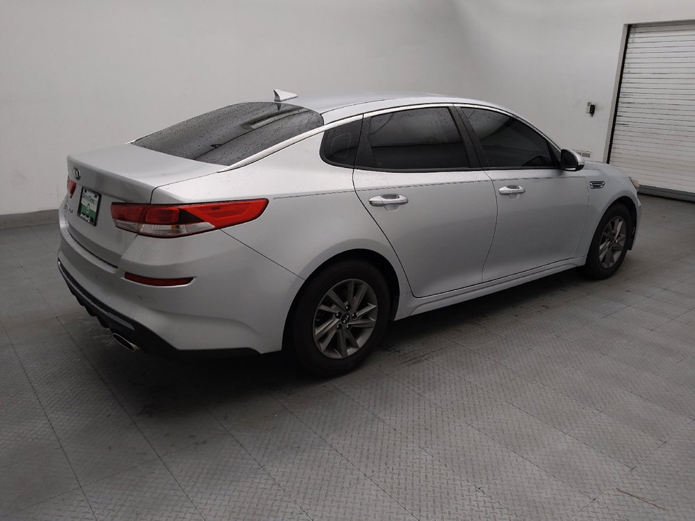 Used 2020 Kia Optima LX FWD image 10