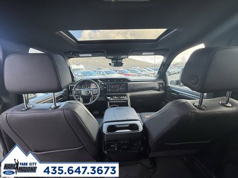 Used 2025 GMC Sierra 3500 AT4 w/ AT4 Premium Plus Package image 18