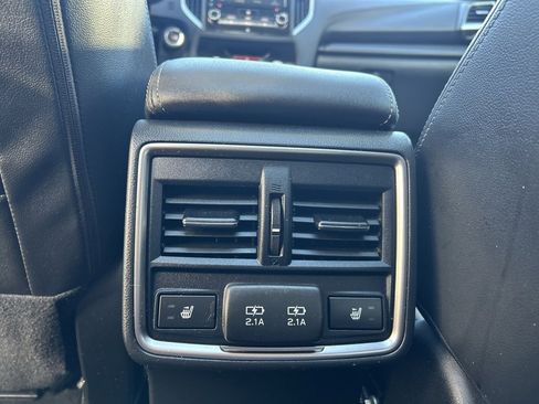 Used 2019 Subaru Forester Touring image 32