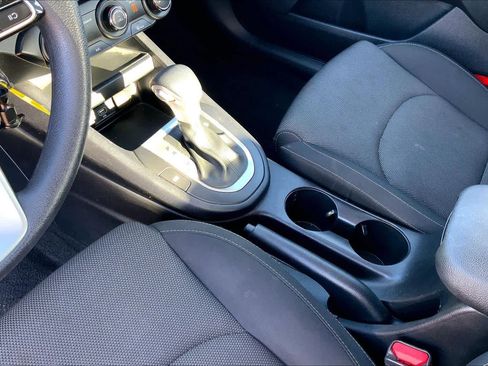 Used 2024 Kia Forte LXS FWD image 16