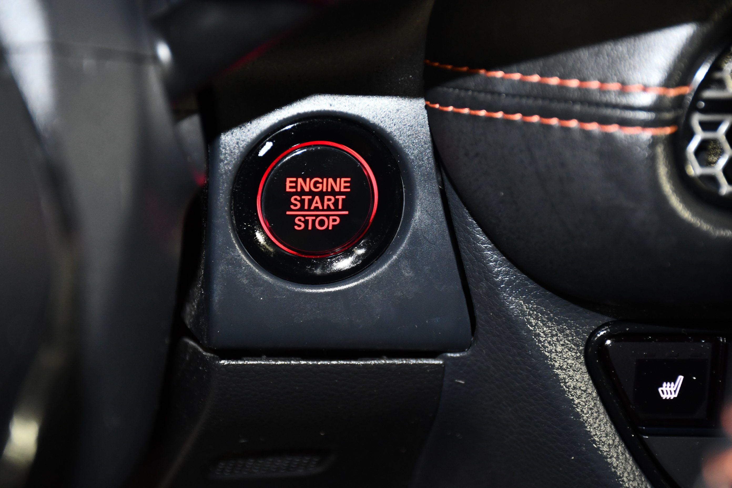 Certified 2025 Honda HR-V Sport image 24