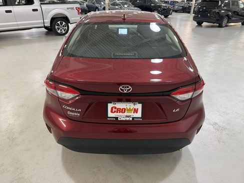 Used 2024 Toyota Corolla LE FWD image 8