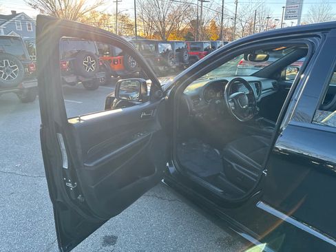 Used 2022 Dodge Durango R/T w/ Blacktop Package image 11