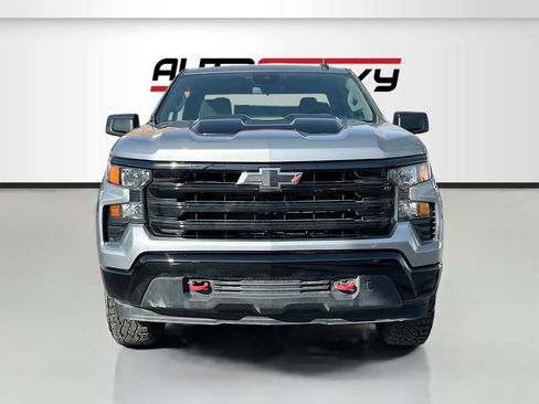Used 2024 Chevrolet Silverado 1500 Custom Trail Boss AWD/4WD image 2