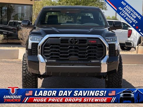 Used 2025 Toyota Tundra Limited AWD/4WD image 2