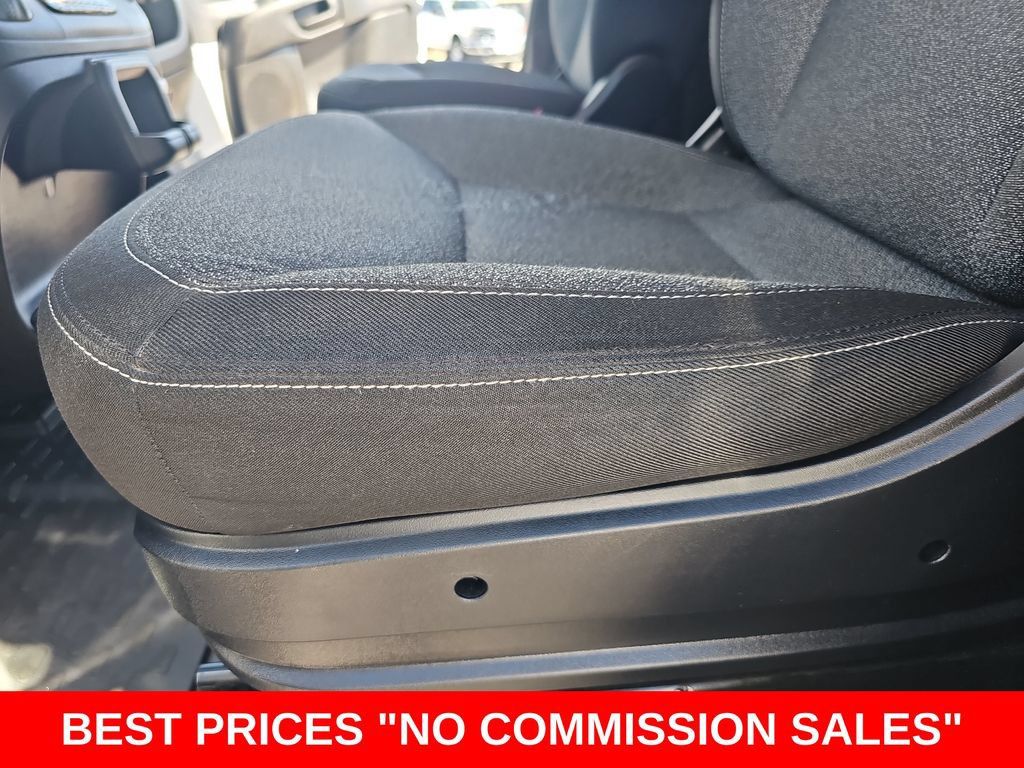 Used 2025 RAM ProMaster 2500 w/ U-Haul Equipment Group FWD image 27