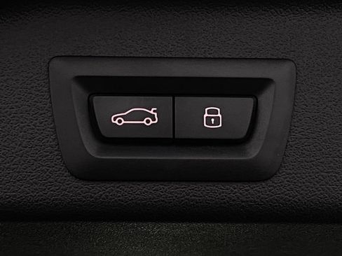 Certified 2023 BMW X5 xDrive40i w/ Premium Package image 9