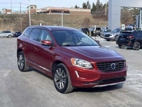 Used 2016 Volvo XC60 T6 image 7
