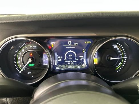 Used 2023 Jeep Wrangler Unlimited w/ Cold Weather Group image 17