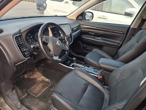 Used 2018 Mitsubishi Outlander SEL AWD/4WD image 8